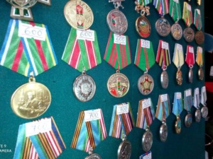 Знаки и памятные медали поступили в военторг в Москве Дозор DOZOR.