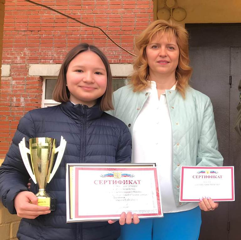 Сертификаты победителям конкурса Самый лучший пограничный класс в Голицыно